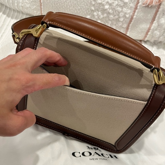 Coach Hero Crossbody Bag - Picture 4 of 8